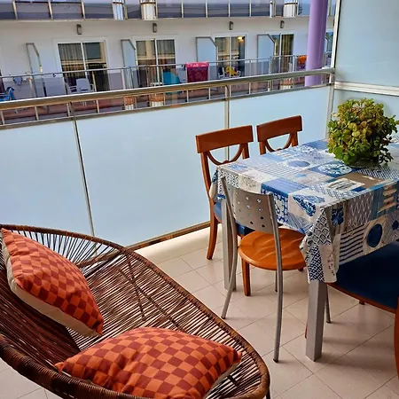 Cap Con Opcion Plaza Parking Apartment Salou